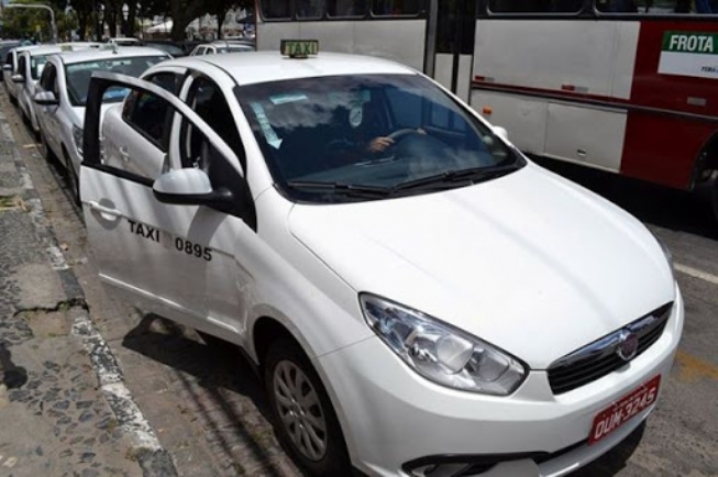 FEIRA DE SANTANA: SMTT convoca taxistas de Feira para discutir, hoje, 5, a inclusão de tecnologias no serviço da categoria