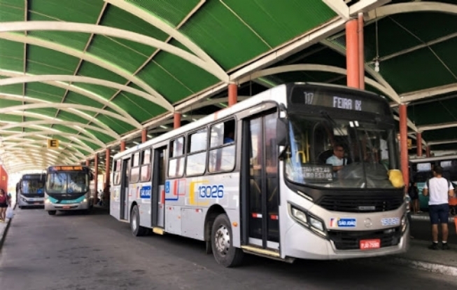 FEIRA DE SANTANA: Transporte público urbano passa a funcionar até as 22h, a partir deste sábado