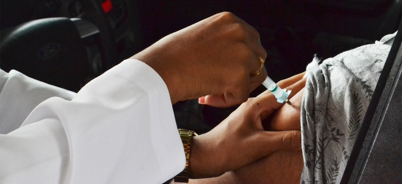 Feira de Santana ultrapassa 100 mil pessoas vacinadas contra a Covid