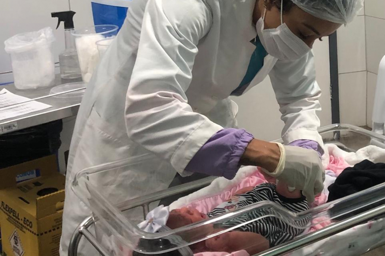 Fundação Hospitalar reforça importância da vacinação no Dia da Imunização com ações no Hospital da Mulher