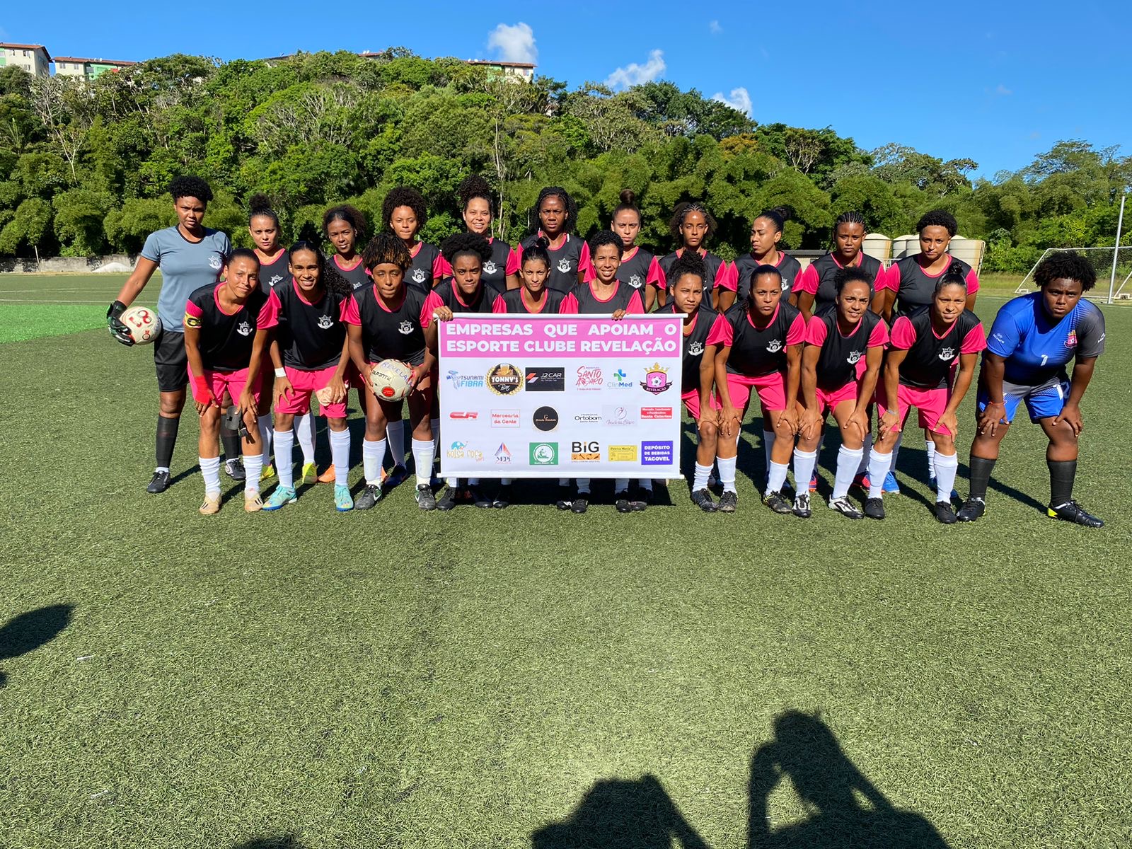 Futebol Feminino: Esporte Clube Revelação tem 100% de aproveitamento com sequência de vitórias na Copa Loreta Valadares