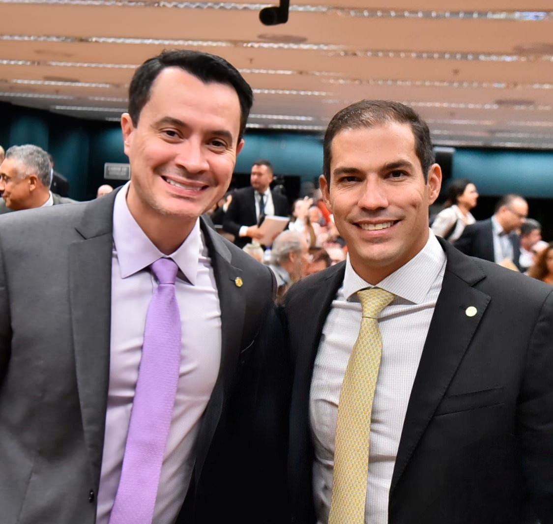 Gabriel Nunes e Zé Haroldo Cathedral juntos pelo novo símbolo nacional da pessoa idosa