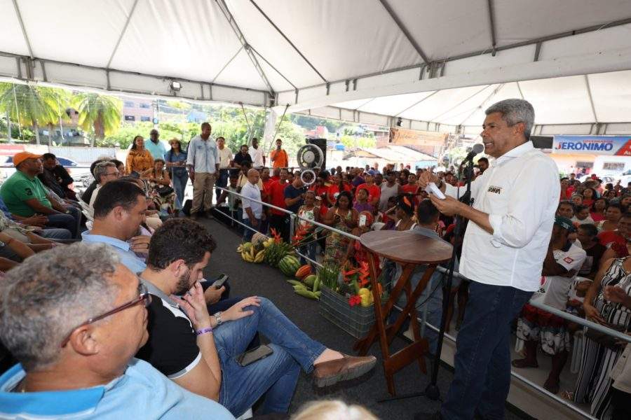 Governador entrega reforma do mercado municipal de Itacaré, inaugura obras e autoriza novos investimentos