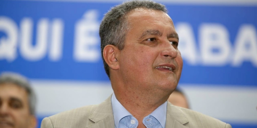 Governador fala sobre fechamento do Odorico Tavares: “Na polêmica, fico do lado do povo”
