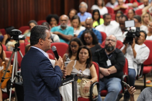 Governador recebe demandas de gestores de escolas de Salvador