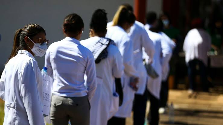 Governo federal divulga resultado preliminar dos selecionados do programa Mais Médicos