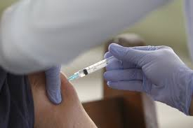 Infectologista alerta para importância de tomar a segunda dose da vacina contra Covid-19