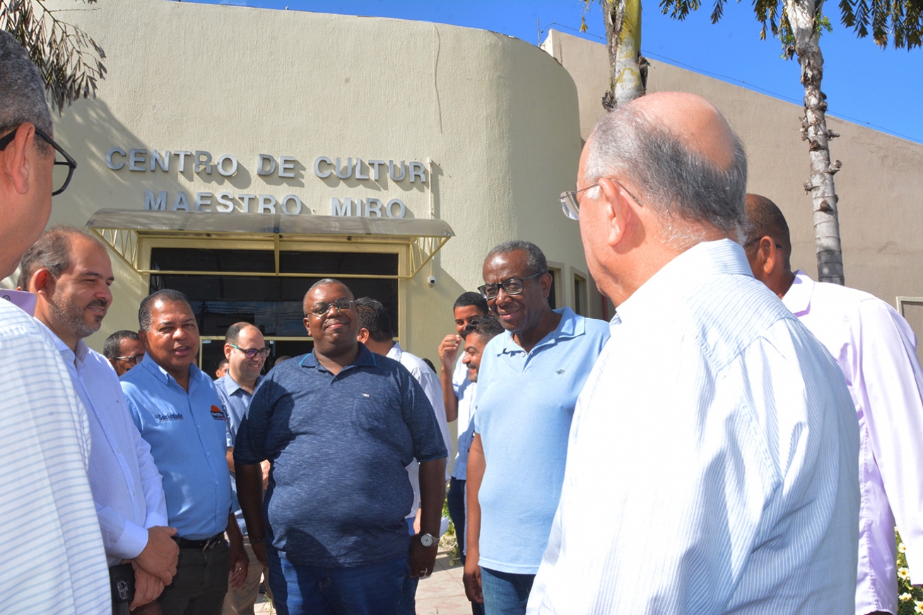 José Ronaldo autoriza conclusão da reforma do Maestro Miro