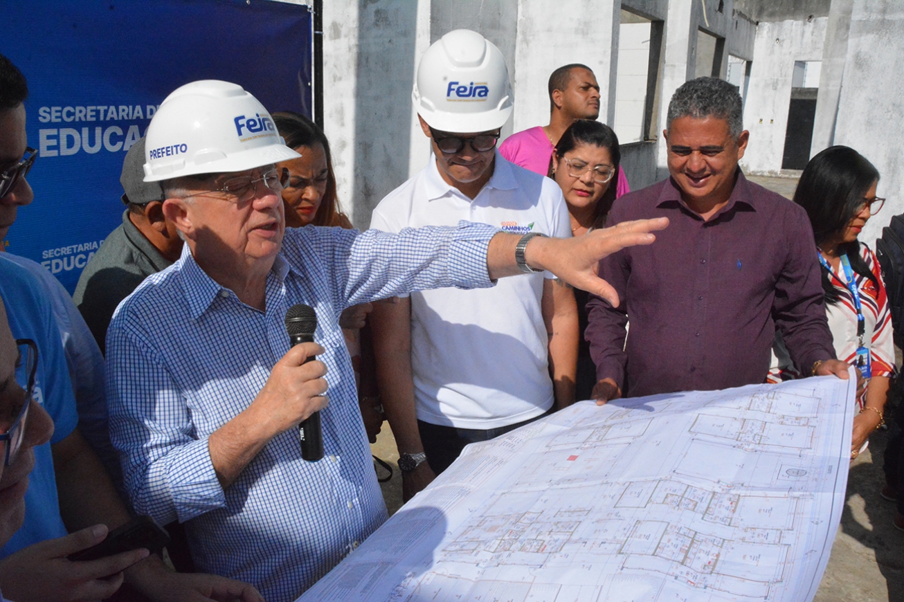 José Ronaldo autoriza início de obras para concluir construção de creche no bairro 35 BI