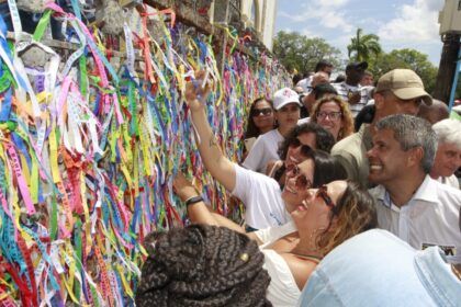 Lavagem do Bonfim aconteceu em Salvador após dois anos suspensa  
