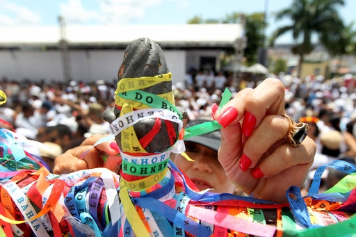 Lavagem do Bonfim encanta turistas que visitam Salvador