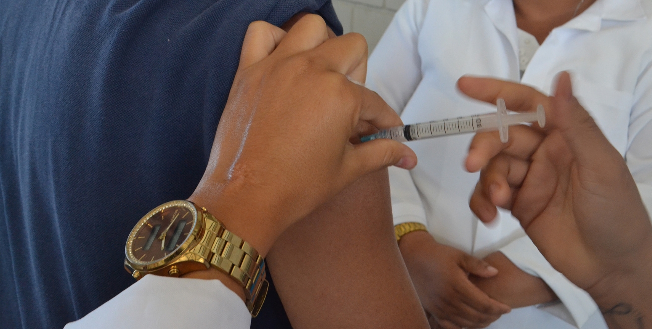 Mais de 89 mil pessoas foram vacinadas contra a gripe em Feira de Santana