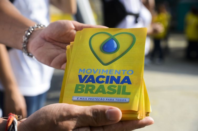 Mandetta diz que Dia D é importante para conscientizar a população