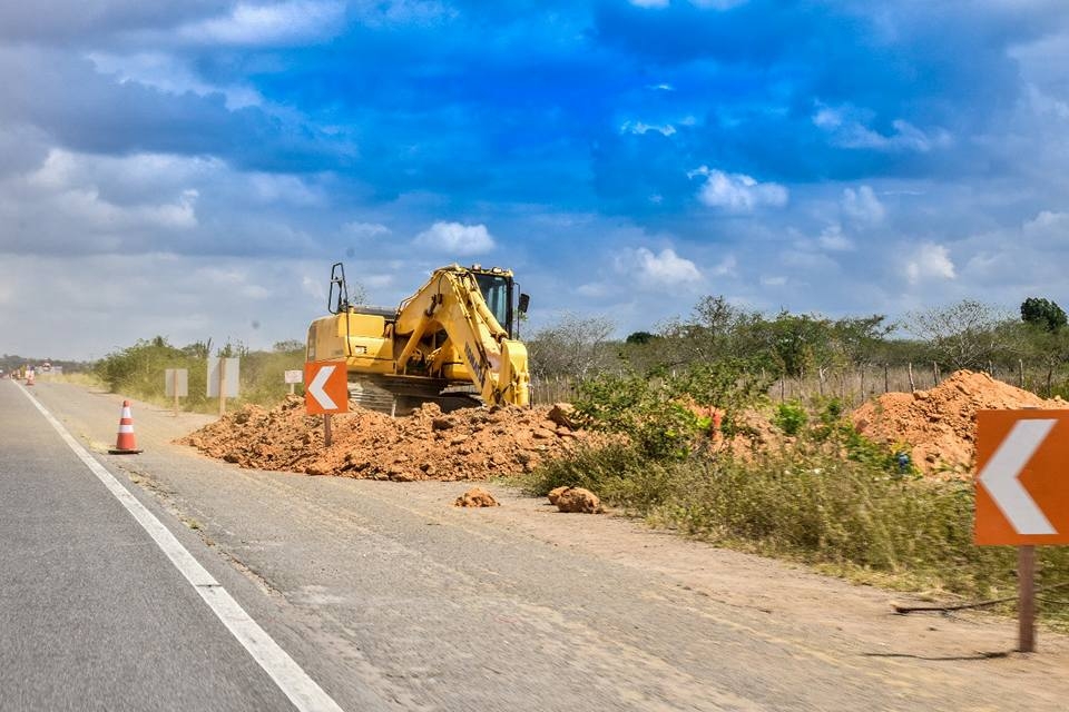 Obras de duplicação da BR 116 Norte foram iniciadas no trecho que liga Serrinha a Teofilândia e Santa Bárbara