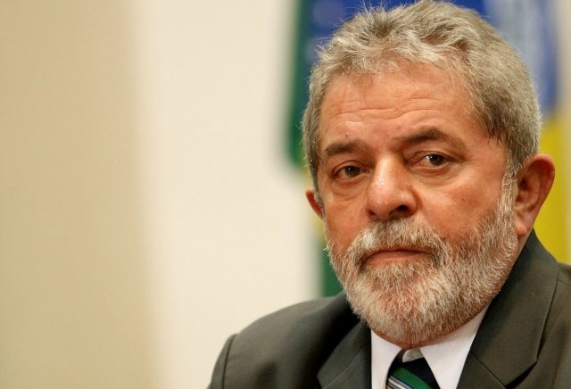 Por 3 a 0, desembargadores do TRF4 mantêm condenação de Lula no caso triplex