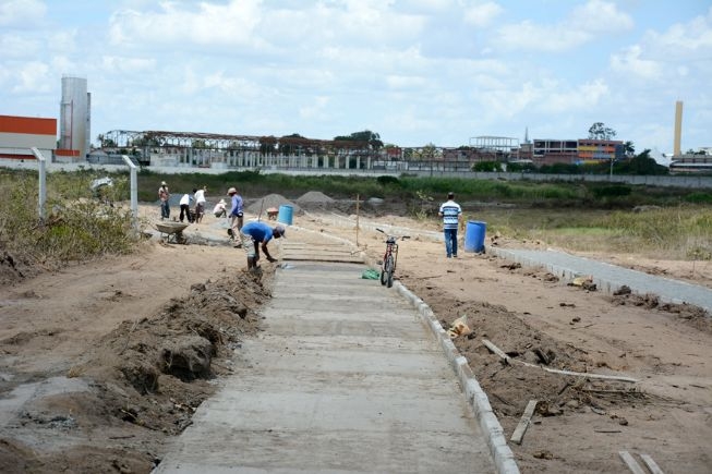  FEIRA DE SANTANA: Pistas que protegerão lagoa do Subaé já estão quase prontas