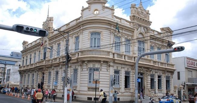 Segunda-feira será ponto facultativo em repartições municipais em Feira Santana 