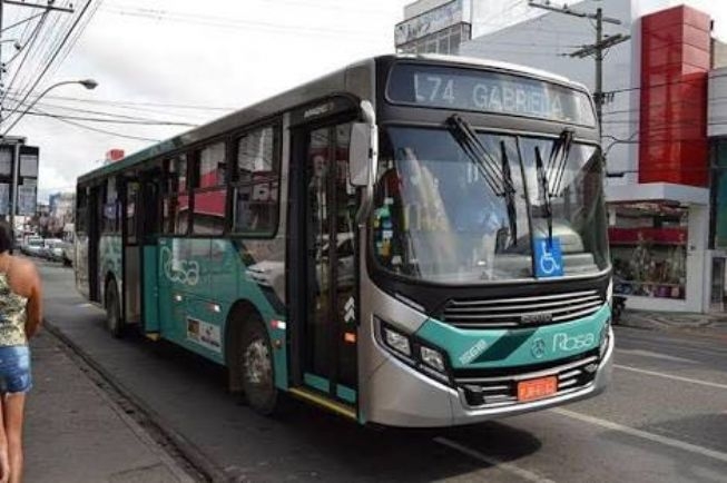 FEIRA DE SANTANA: Próximo jogo do Flu de Feira terá ônibus direto para o Terminal Central até 00h30