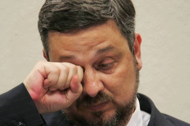 Caiu a ficha de Palocci sobre delação: 