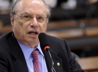 Deputado Paulo Maluf é internado 'às pressas' em hospital de Brasília