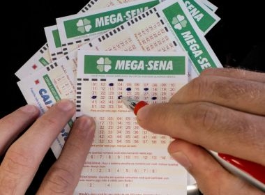 Sem vencedores, Mega-Sena acumula e vai a R$ 6 milhões na próxima quarta