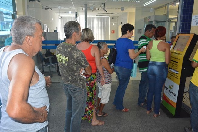 FEIRA DE SANTANA: Prefeitura prorroga até 24 de maio pagamento do IPTU em conta única com desconto