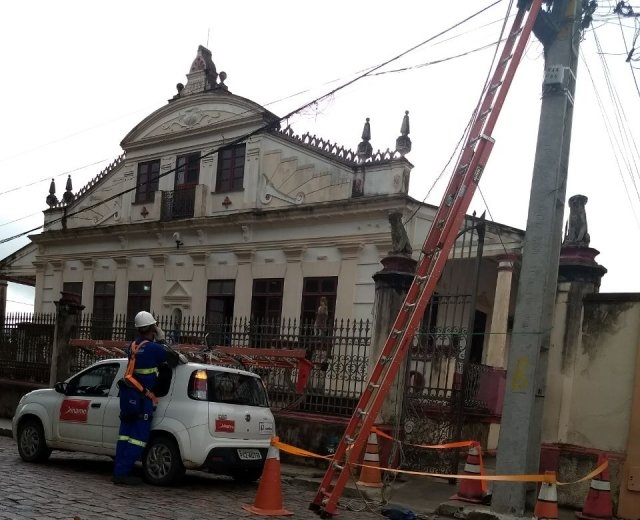 Prefeitura de São Gonçalo dos Campos tem energia cortada por falta de pagamento