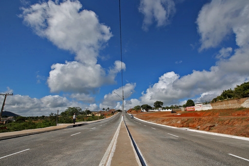 GOVBA: Estrada pavimentada é entregue no município de Mairi