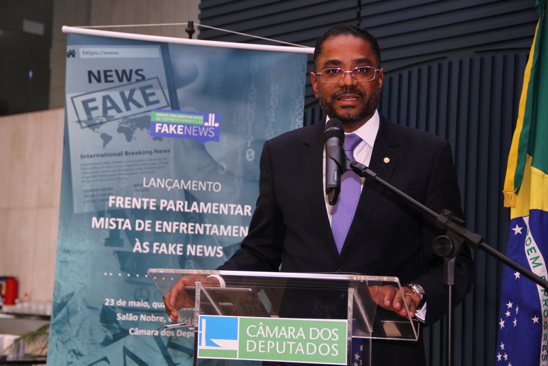 Deputado Márcio Marinho instala Frente Parlamentar de Combate as Fake News