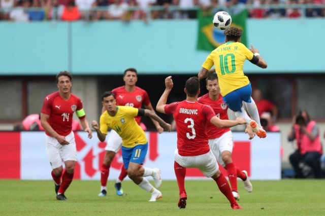 Termina o jogo em Viena com vitória de 3 x 0 do Brasil sobre a Áustria