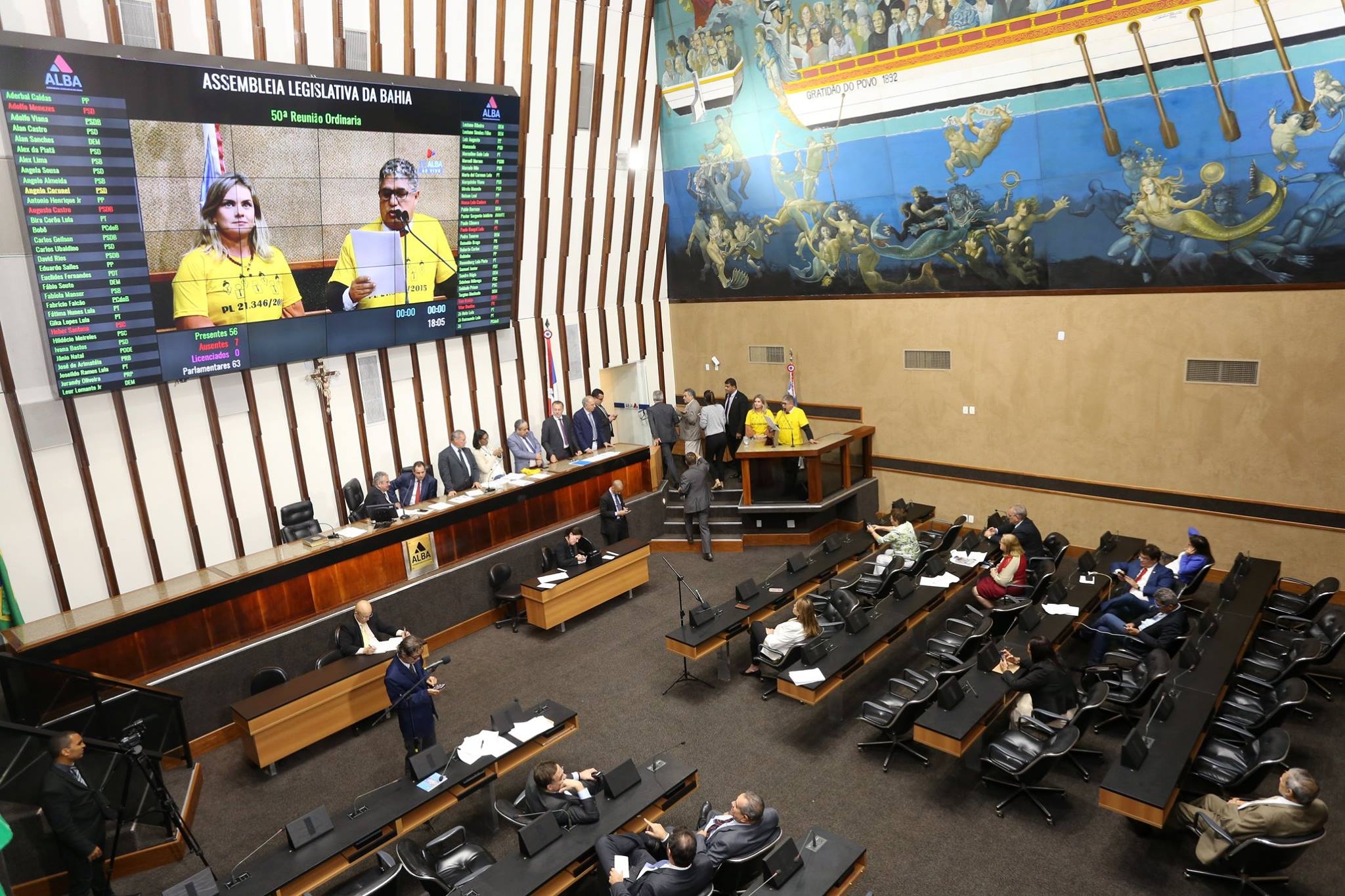  Deputados Estaduais votam 10 projetos na Assembleia Legislativa