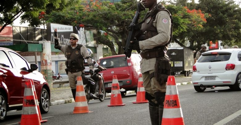 Liminar suspende apreensão de veículos com IPVA atrasado em Feira de Santana