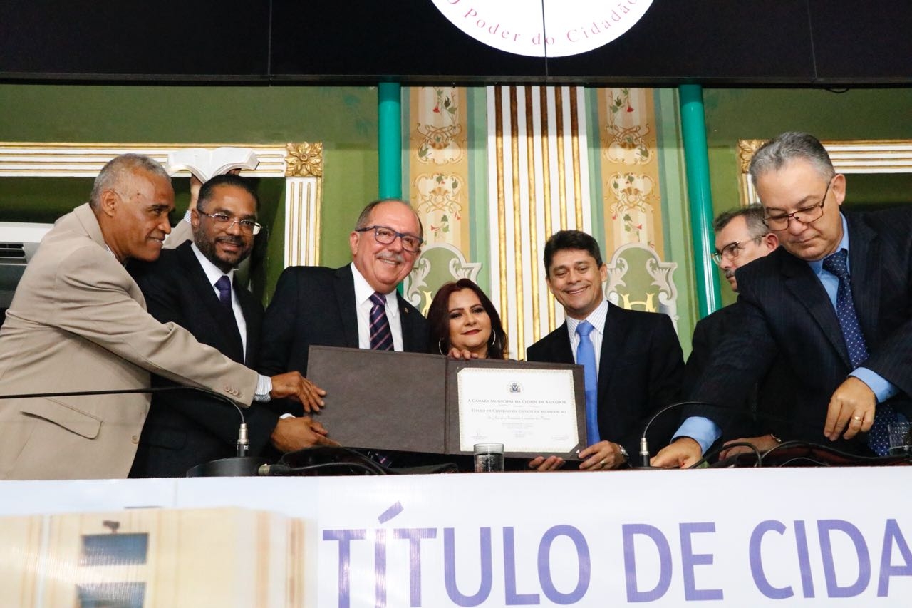 José de Arimateia recebe Título de Cidadão da Cidade de Salvador