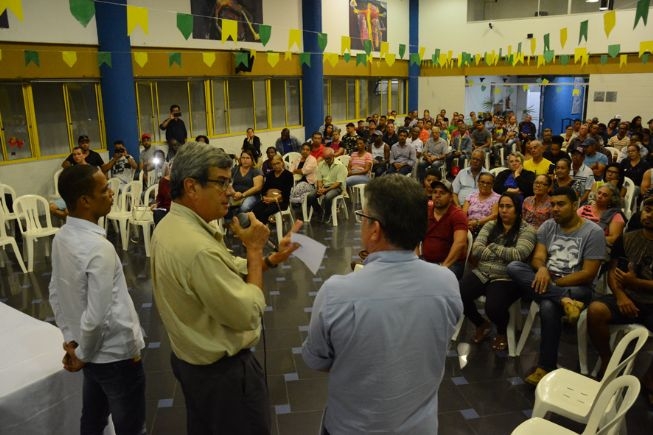  PMFS: Prefeito garante manter linha de diálogo com camelôs, sobre Centro Comercial Popular