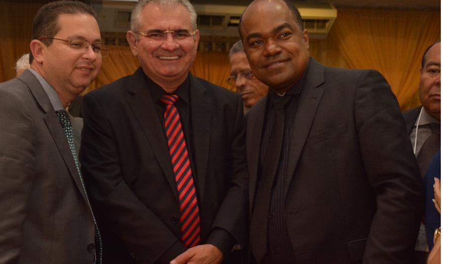 Deputados prestigiam convenção estadual das Assembleias de Deus