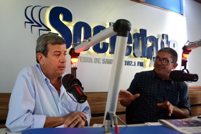 Colbert Filho debate problemas e soluções em programa de rádio