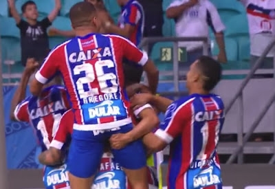 Festa Tricolor: Bahia goleia o Vitória e deixa zona de rebaixamento do brasileirão