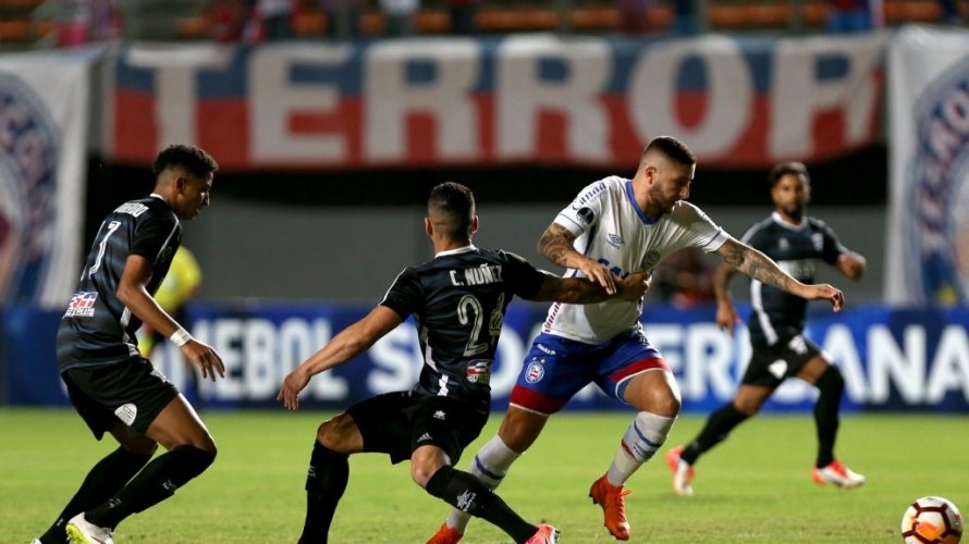 Bahia vence o Cerro-URU e abre vantagem por vaga na 3ª fase da Sul-Americana