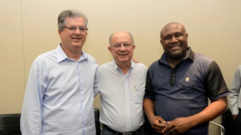 Irmão Lázaro é confirmado como candidato ao senado na chapa de José Ronaldo