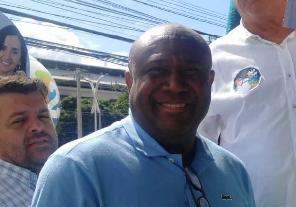 Irmão Lázaro: ‘Meu candidato a presidente é Jair Bolsonaro’