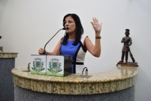 FEIRA DE SANTANA: Gerusa Sampaio anuncia que é candidata a deputada federal no lugar de Zé Chico