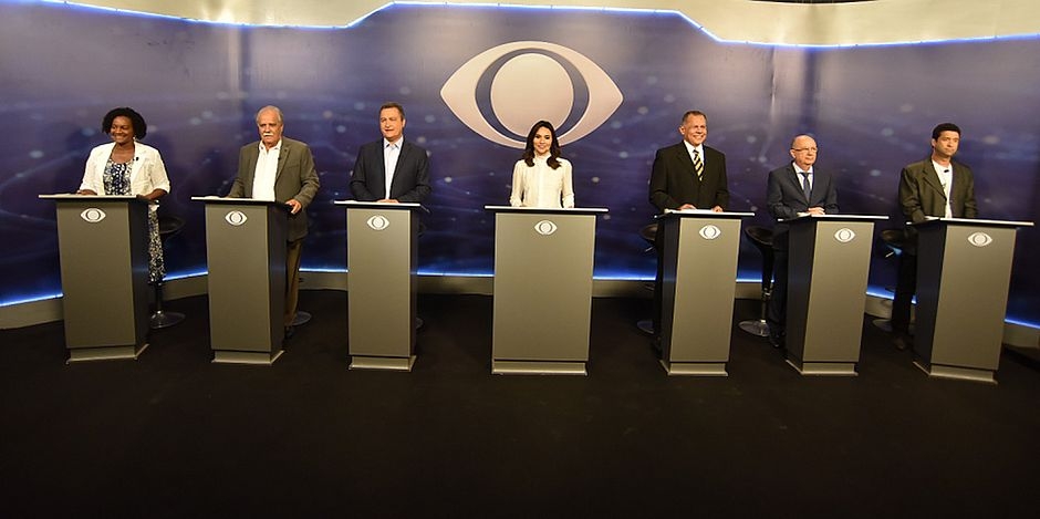 Rui Costa é alvo em primeiro debate entre candidatos ao governo