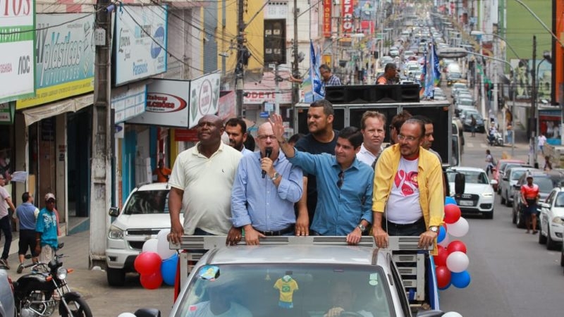 Zé Ronaldo participa de carreata em Itabuna e promete duplicação da estrada para Ilhéus