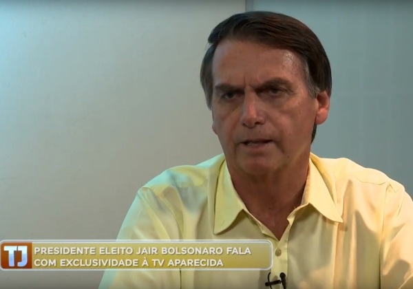 Bolsonaro defende mudar idade mínima da aposentadoria neste ano