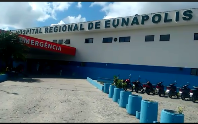 Grávida de gêmeos é esfaqueada e marido é suspeito; bebês morrem