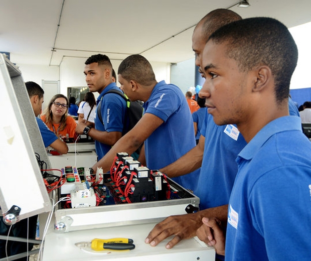 Senai oferece bolsas integrais em edital para inscrições de cursos técnicos