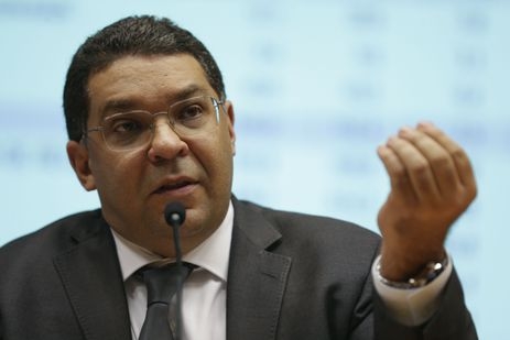 BRASIL: Próximo governo pegará um país melhor, diz secretário do Tesouro