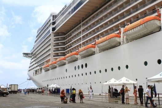 GOVBA: Navio traz 3,9 mil turistas a Salvador e Ilhéus