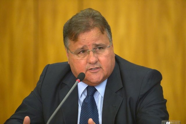 PGR pede que Geddel seja condenado a 80 anos de prisão