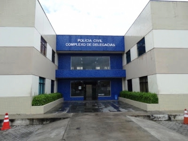 Pai é preso acusado de abusar sexualmente da filha